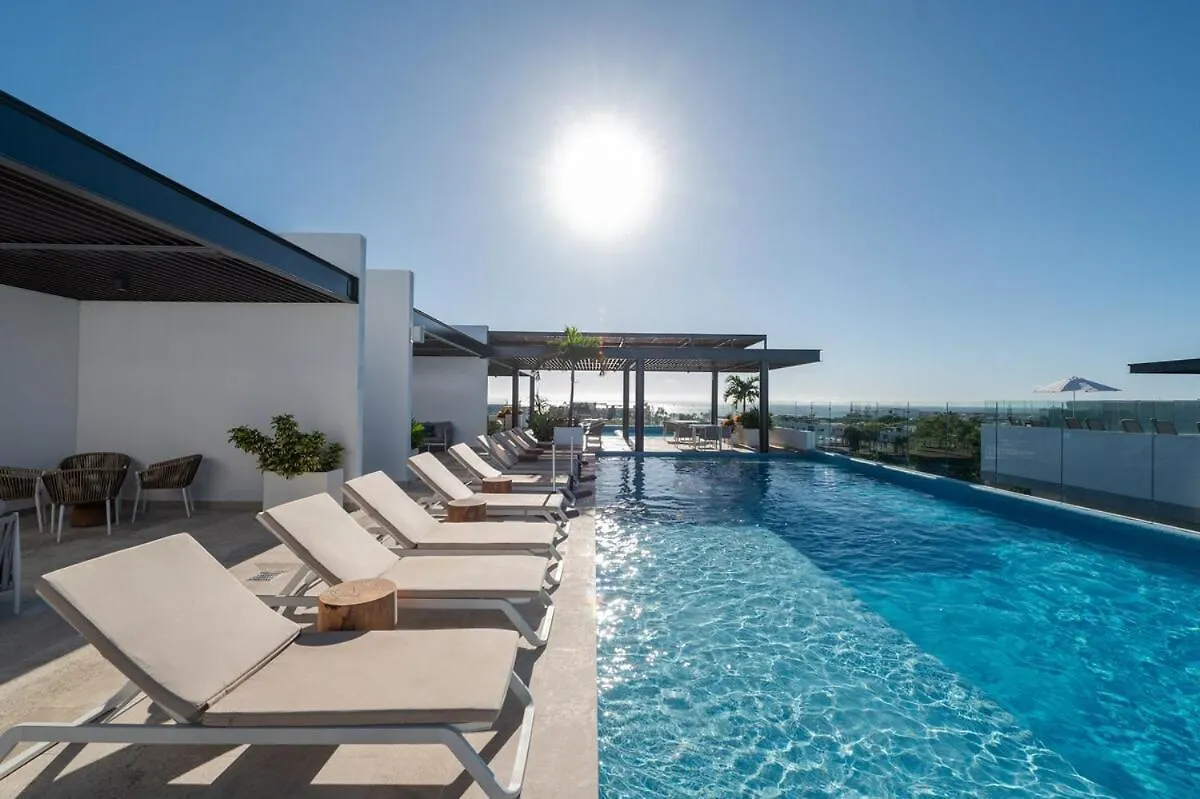 Luxury And Spacious Serenada Playa del Carmen Lägenhet